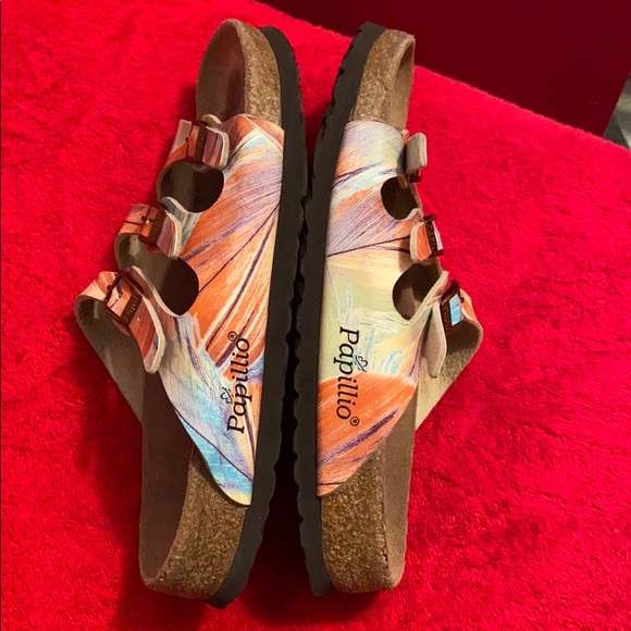 PAPILLION SANDALS😍 - Picture 4 of 7